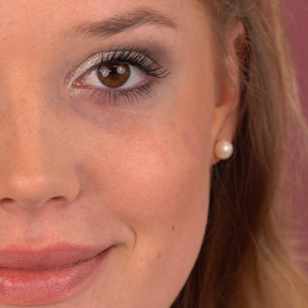 Pressed Eyeshadow Set - This is a Go-Go