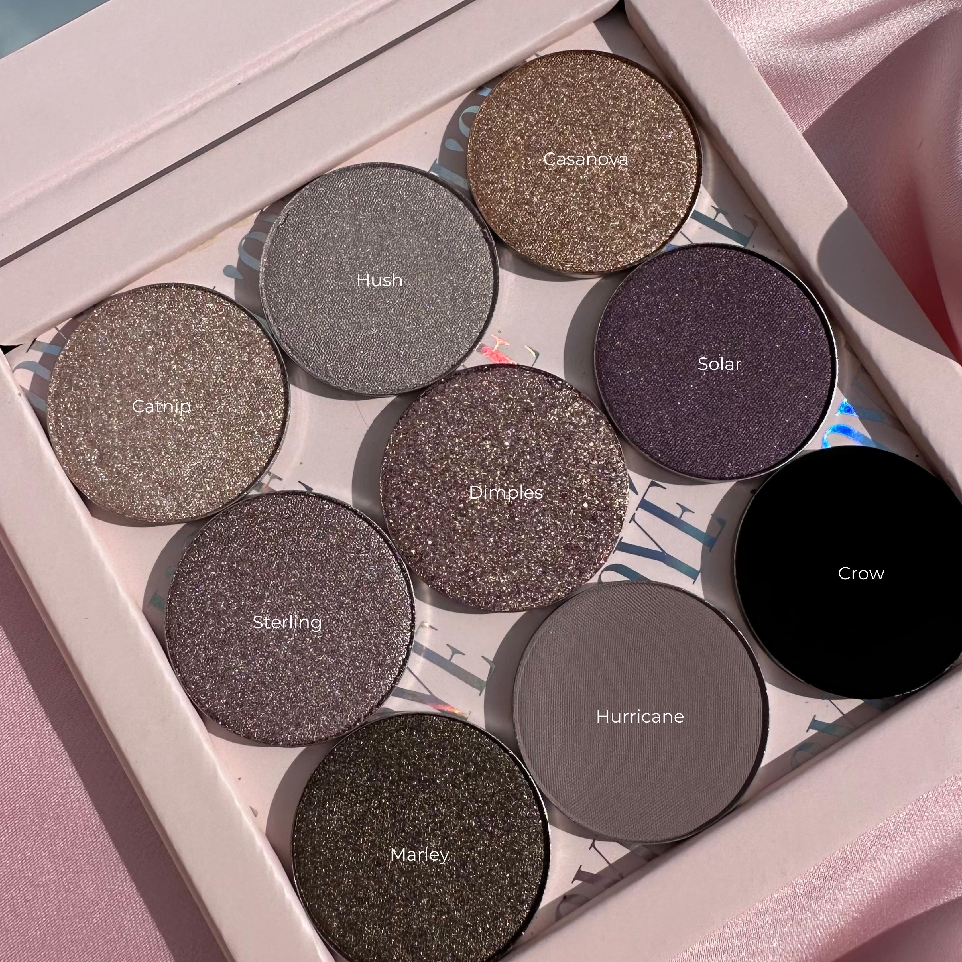 Pressed Eyeshadow Set - Casanova with Dimples
