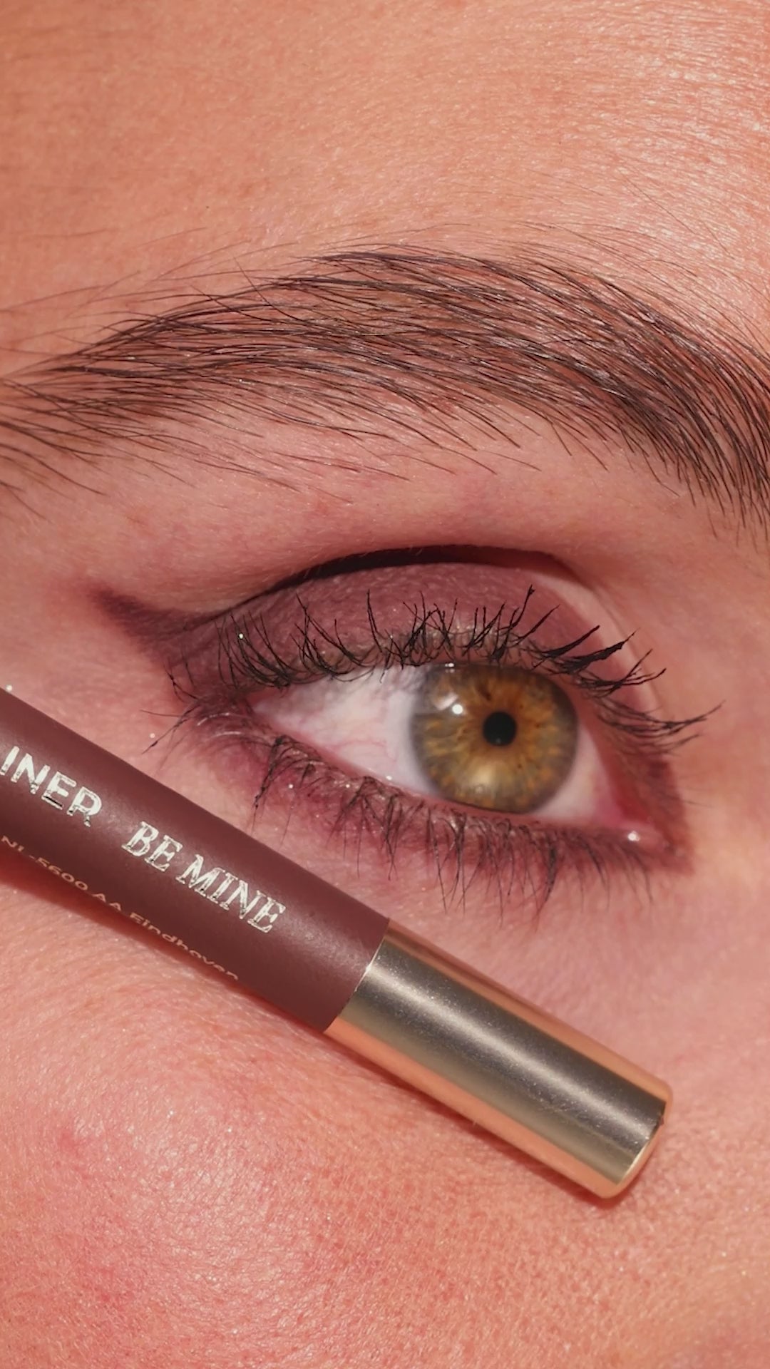 Smooth Pick-up Eyeliner Be Mine