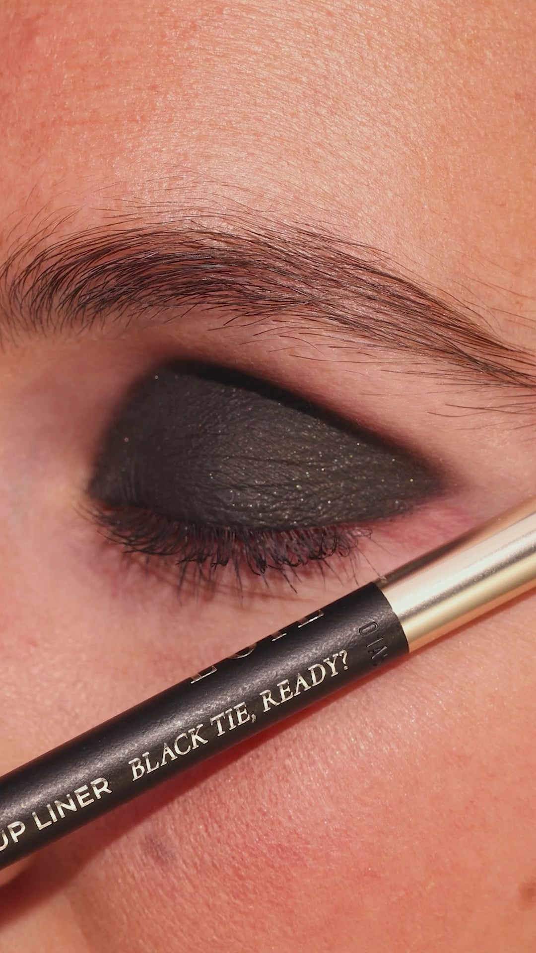 Smooth Pick-up Eyeliner Black Tie, Ready?
