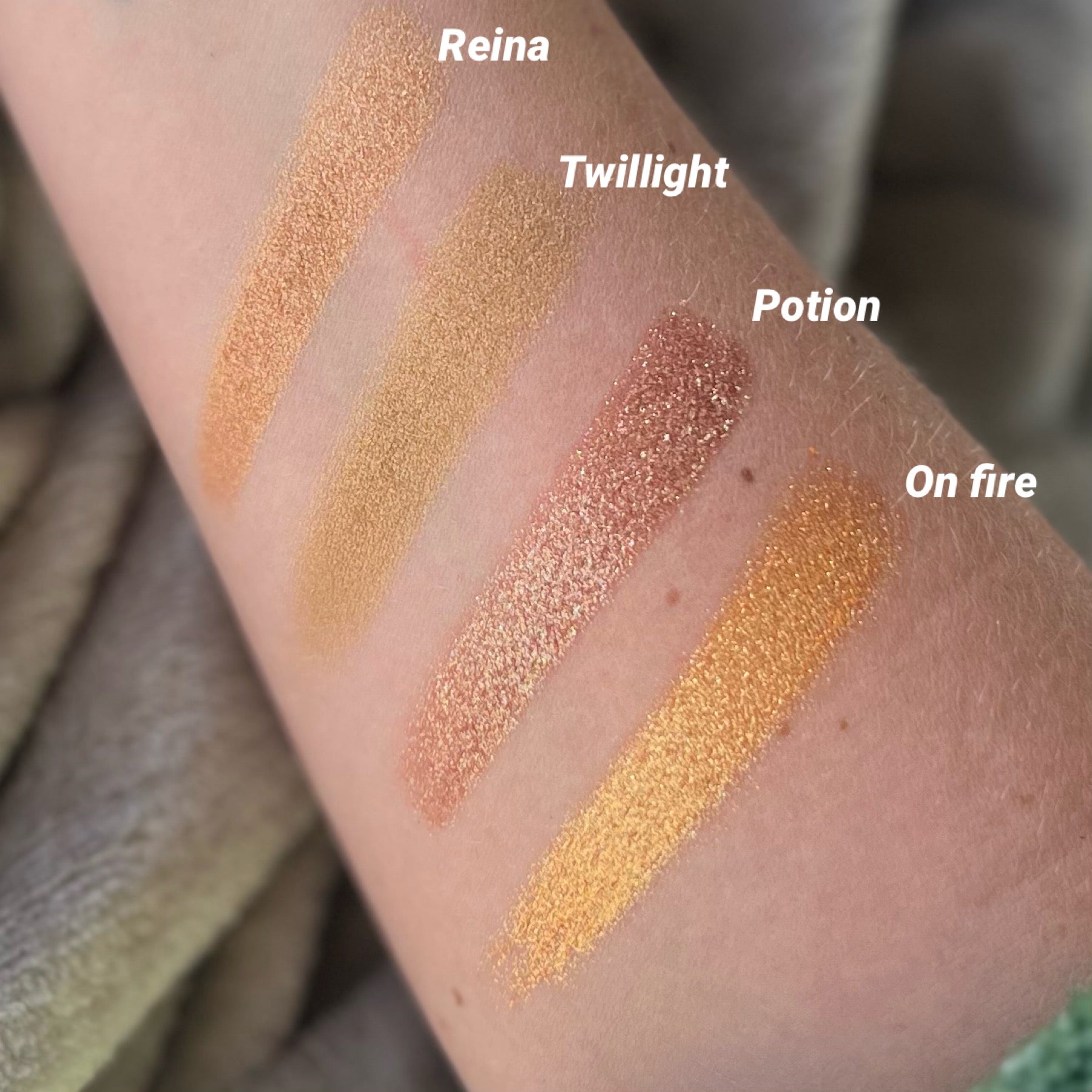 Pressed Eyeshadow Reina