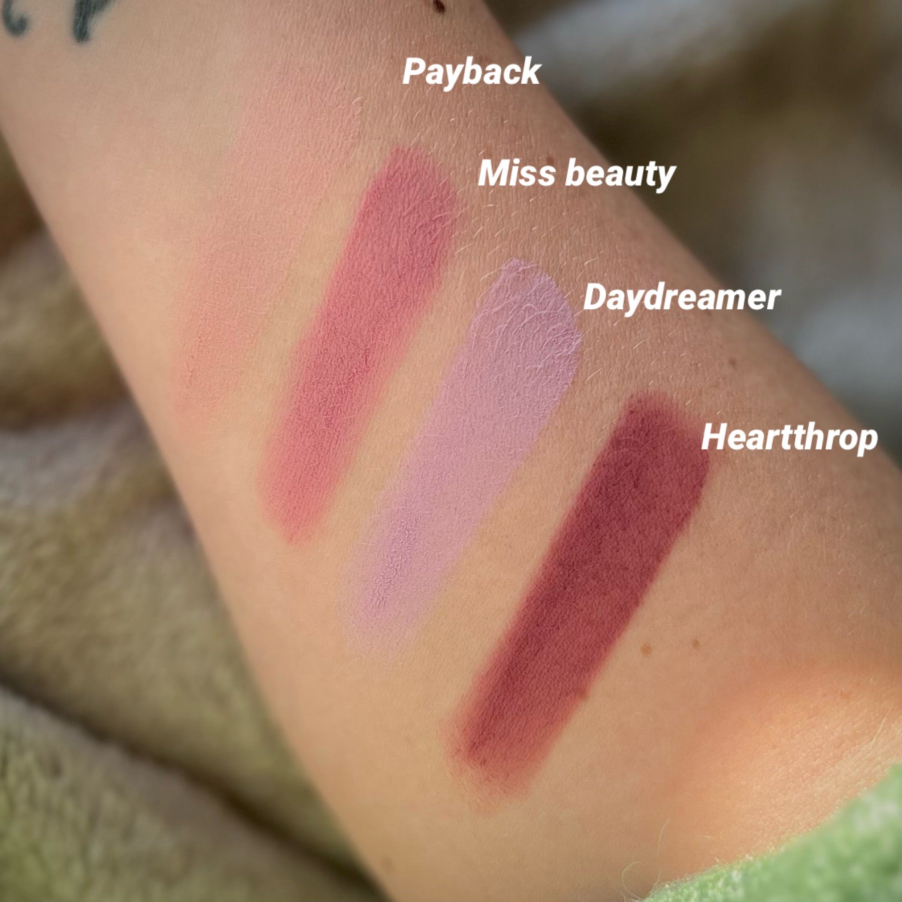 Pressed Eyeshadow Heartthrop