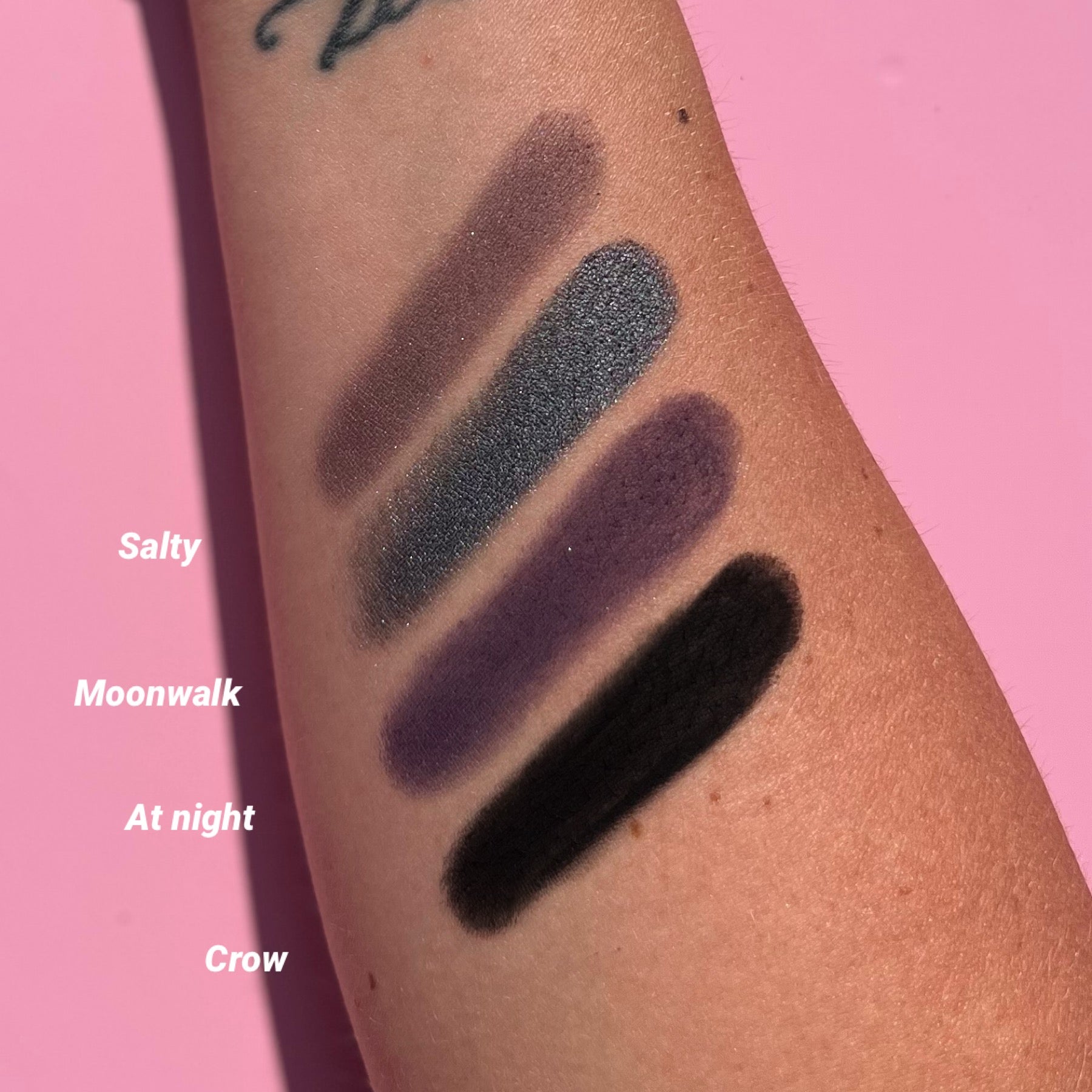 Pressed Eyeshadow At Night