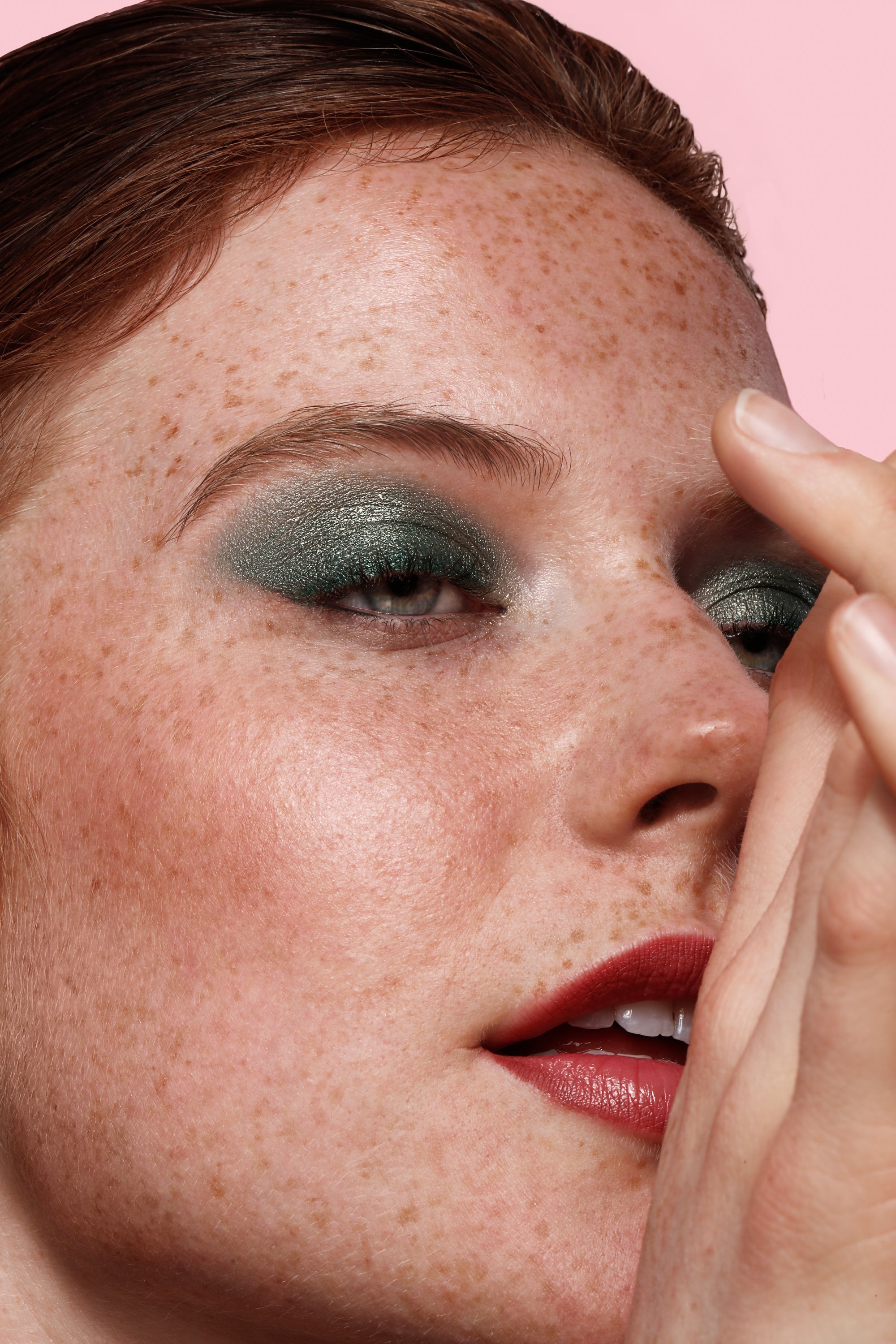 De Lente-look van 2025: Glow zoals jij bent.