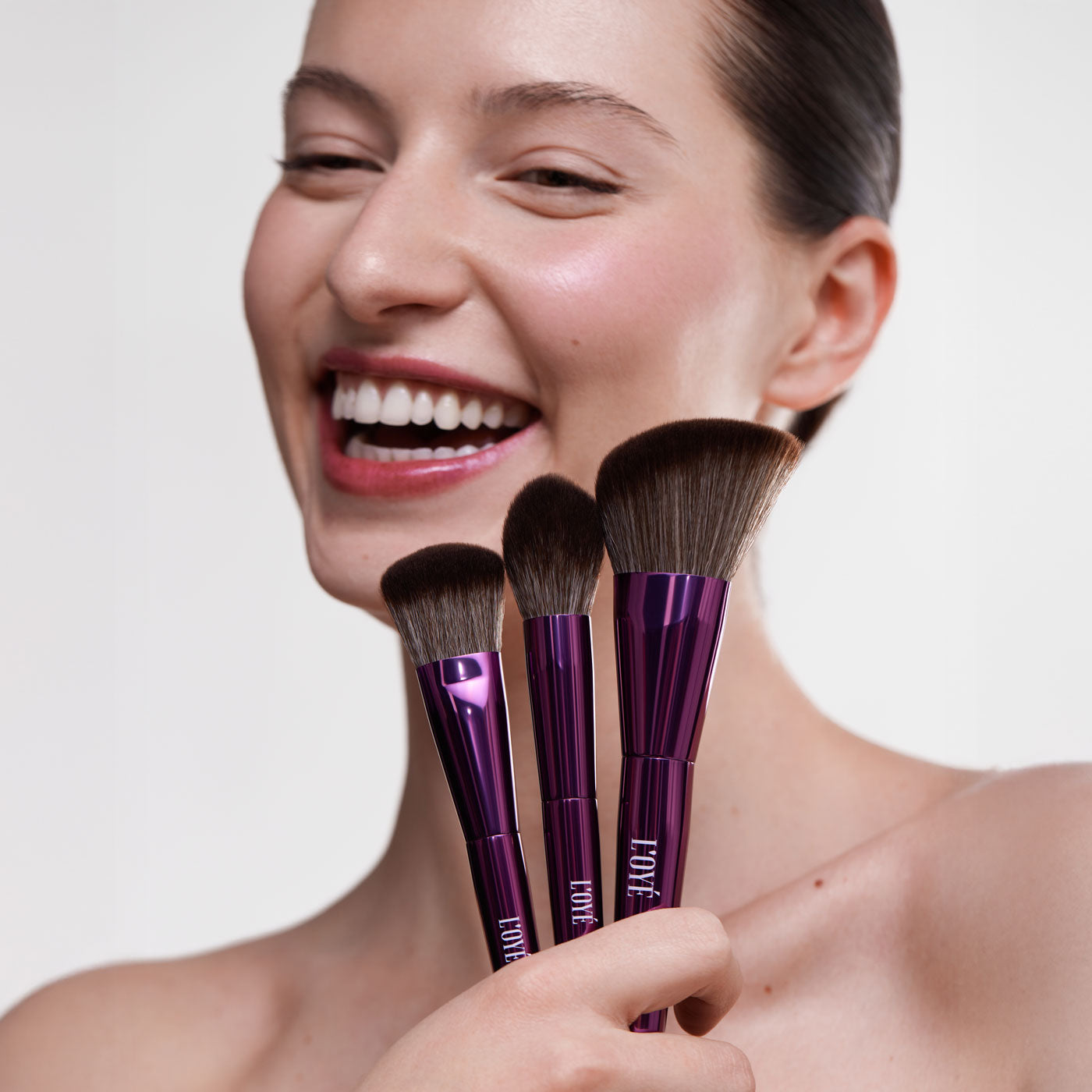 Van mineral tot liquid: zo werken onze brushes met elke formule