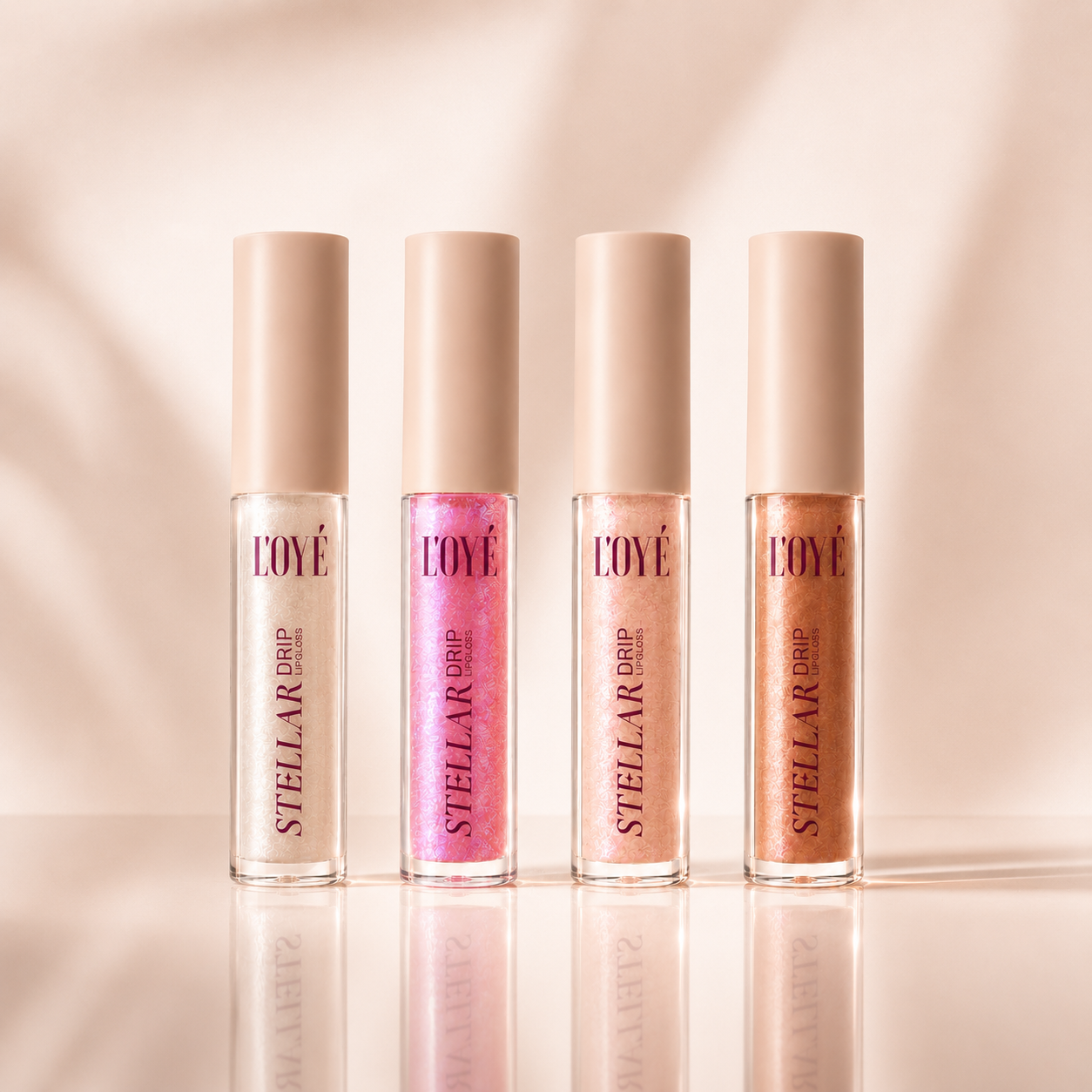Zo draag je Stellar Drip Gloss over lipstick voor een glassy finish