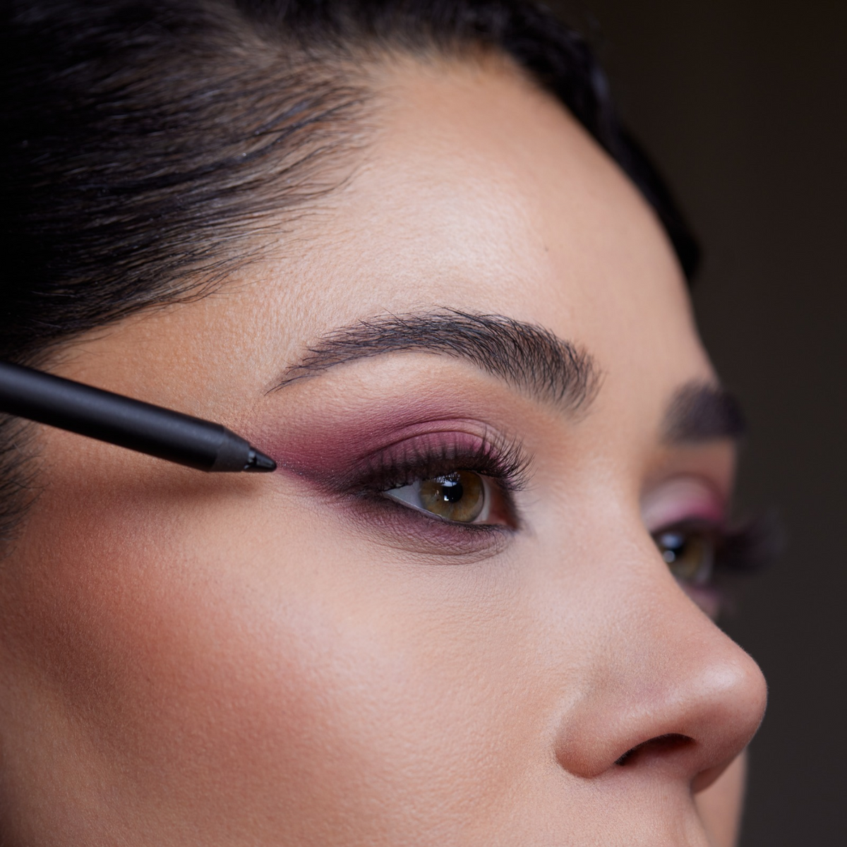 Smooth Pick-up Eyeliner Black Tie, Ready?