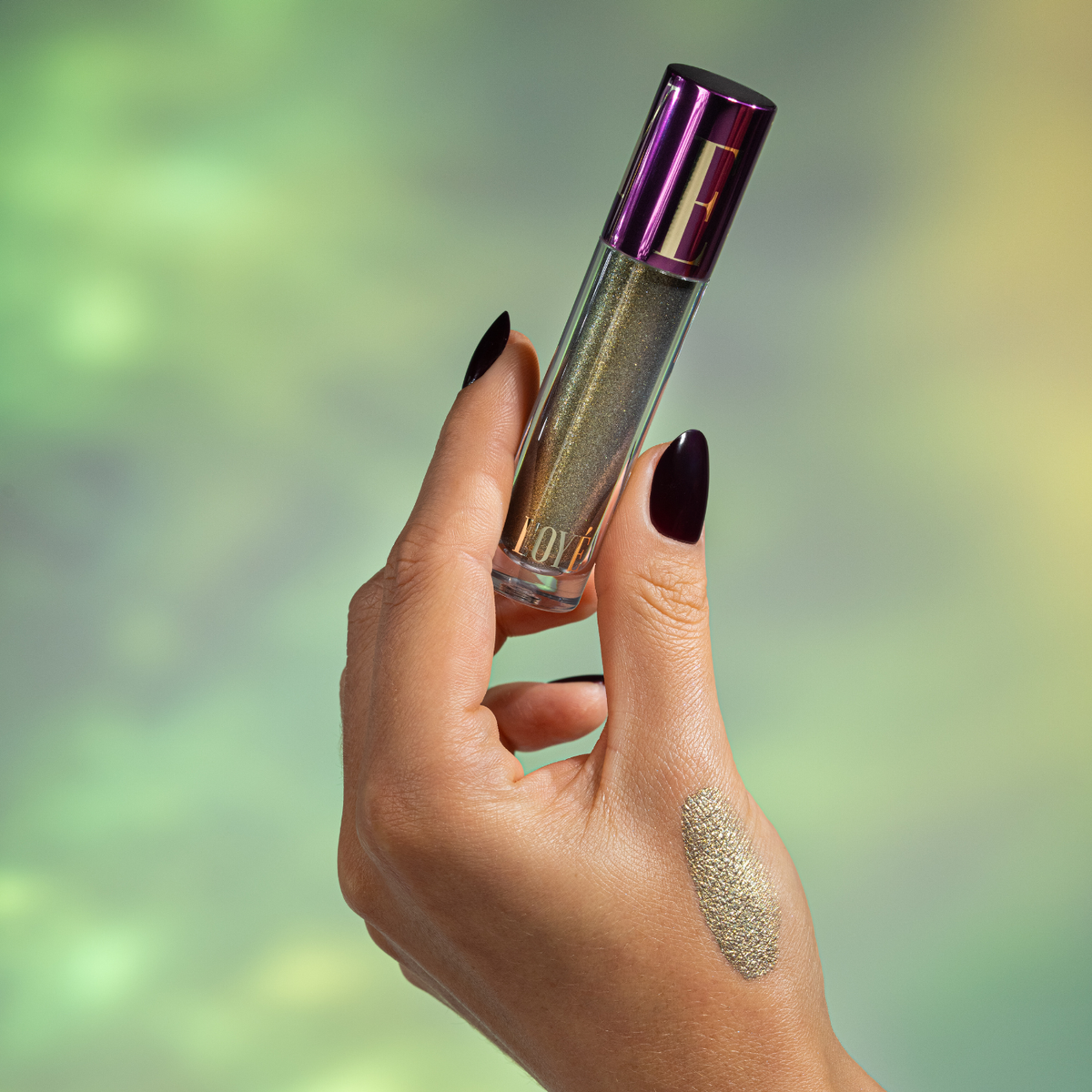 Play Liquid Eyeshadow Keep Up