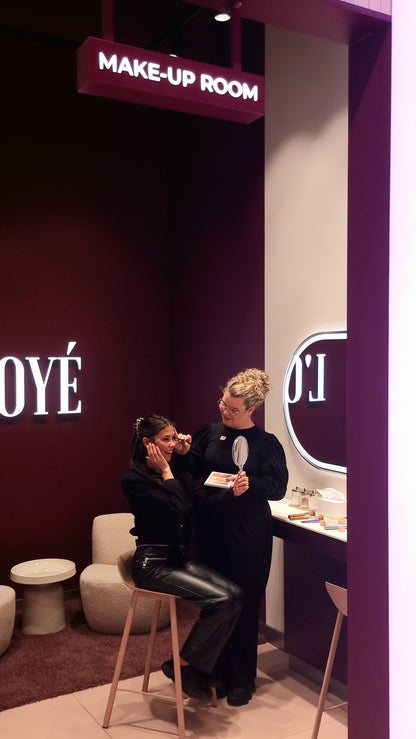 Natural Make-up | Sit & Relax