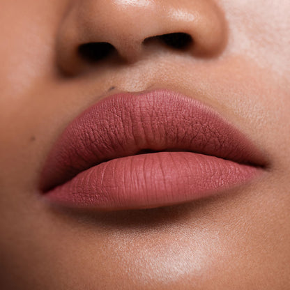 L'OYÉ Cosmetics Ethereal Touch Lipstick Eclipse