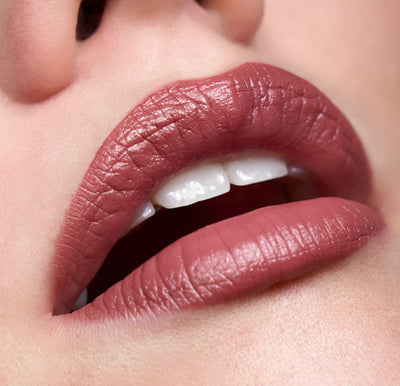 Smooth Pick-up Lipliner Line & Dine