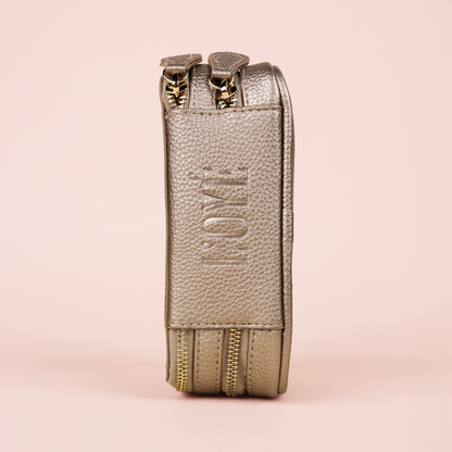 Loye the glow case – om je make-up essentials altijd binnen handbereik te houden