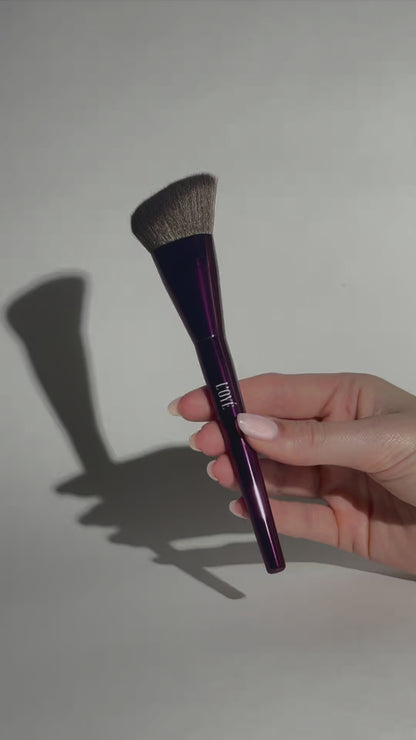 L'OYÉ Cosmetics F07 Cheek Code - Blush Brush