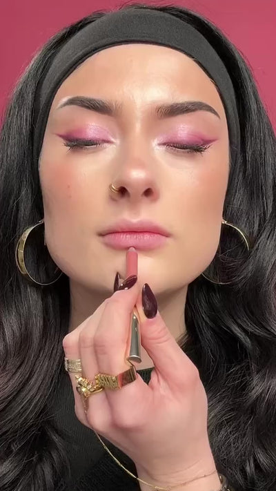 L'OYÉ Ethereal Touch Lipstick Mirage x Smooth Pick-up Lipliner Sweet Talker