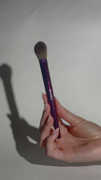 L'OYÉ Cosmetics F08 Beam Babe - Highlighter Brush