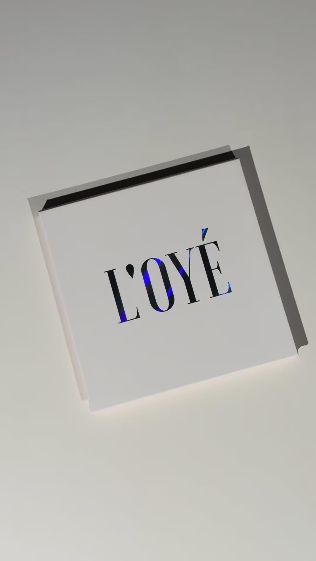 Video laden: De Blooming Baddie Bundle biedt zachte nude tinten en levendige pops of color; perfect om eindeloos te variëren, van everyday chic tot full glam.