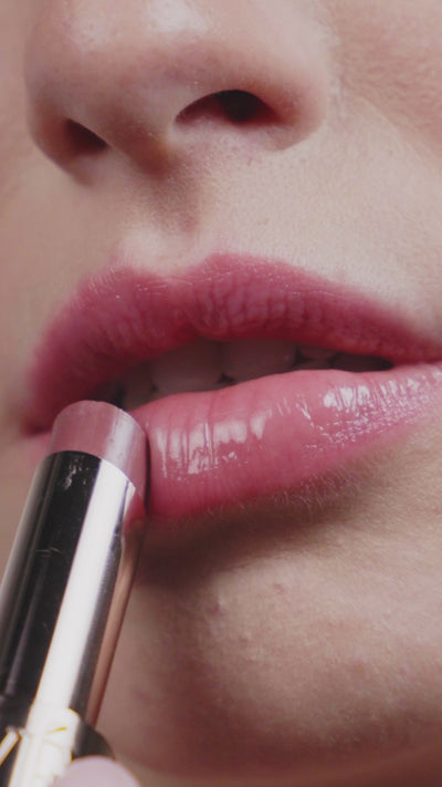 L'OYÉ Cosmetics Liptease Lipbalm Max