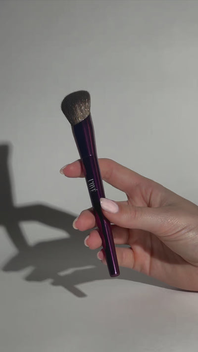 L'OYÉ Cosmetics F03 Overachiever - Multi-Use Brush
