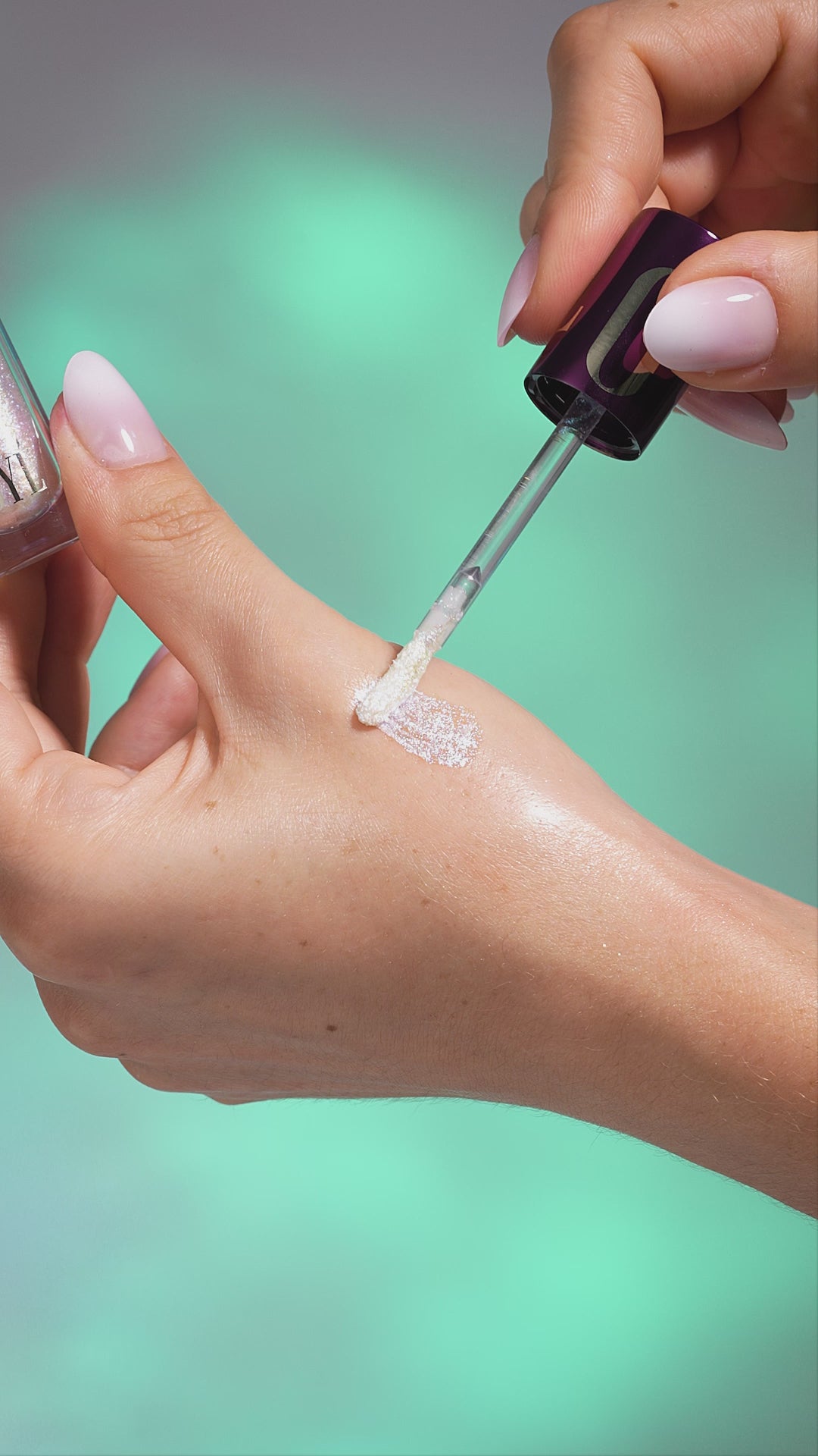 Play Liquid Eyeshadow Bluff
