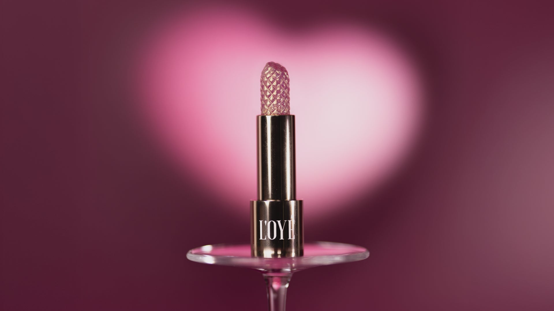 Video laden: L'OYÉ Limited Valentine's Editions