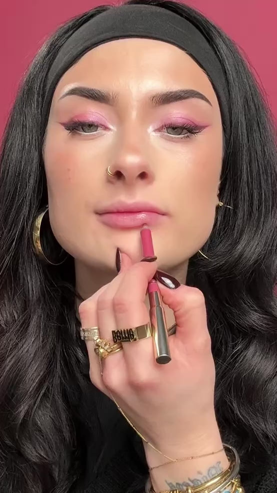 L'OYÉ Ethereal Touch Lipstick Flare x Smooth Pick-up Lipliner Smooth Operator